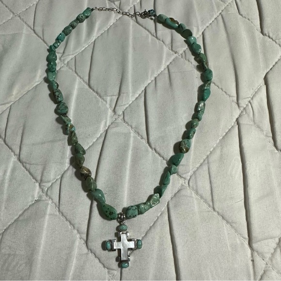 Vintage Southwestern Turquoise Sterling Silver Mother Of Pearl Cross Necklace - Picture 5 of 8